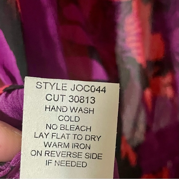 Fig and Flower Off Shoulder Blouse with Removable Belt and Front Keyhole - Picture 12 of 12